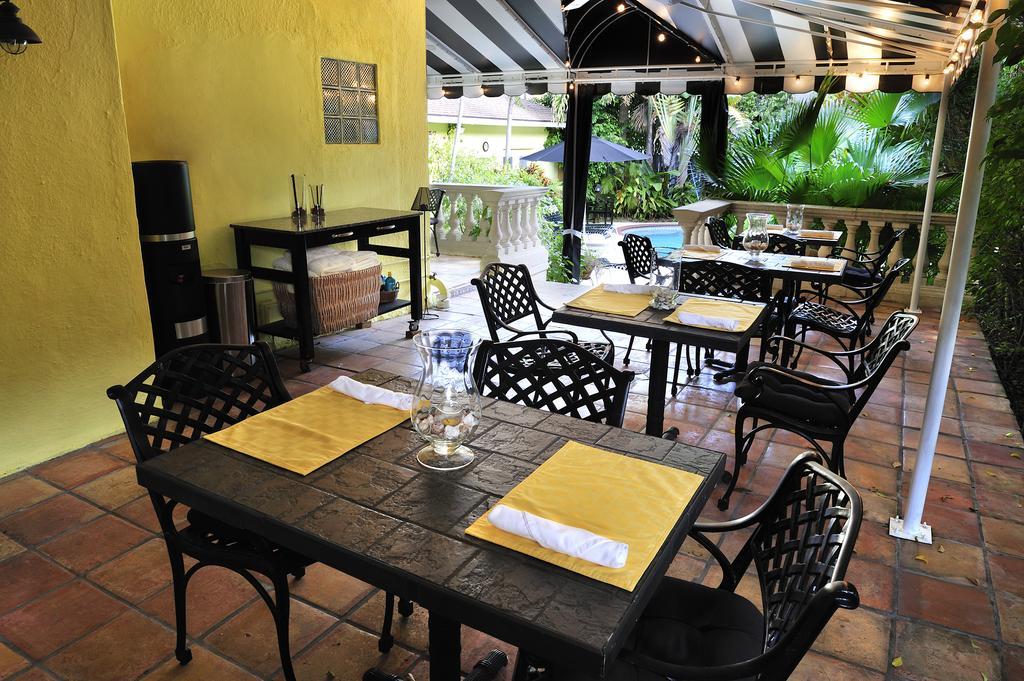 Mango Inn Bed And Breakfast เลกเวิร์ท ภายนอก รูปภาพ